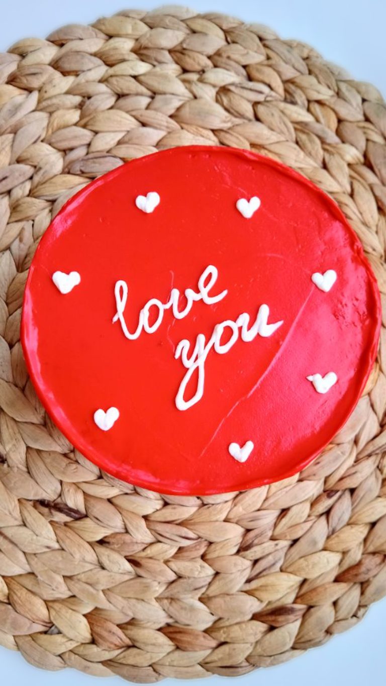 торт на заказ напис Love You готель Буковель Поляниця